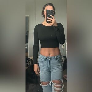 black crop top